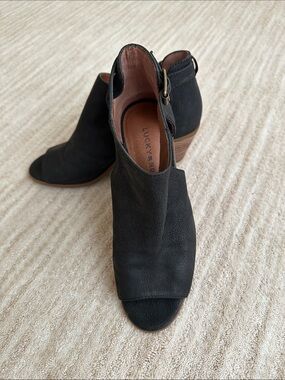 Lucky Brand Booties Barimo Ankle Booties Heel Black Leather Open Toe Size 7M